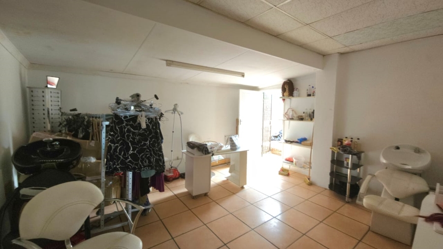 To Let Commercial Property for Rent in Schoemansville North West